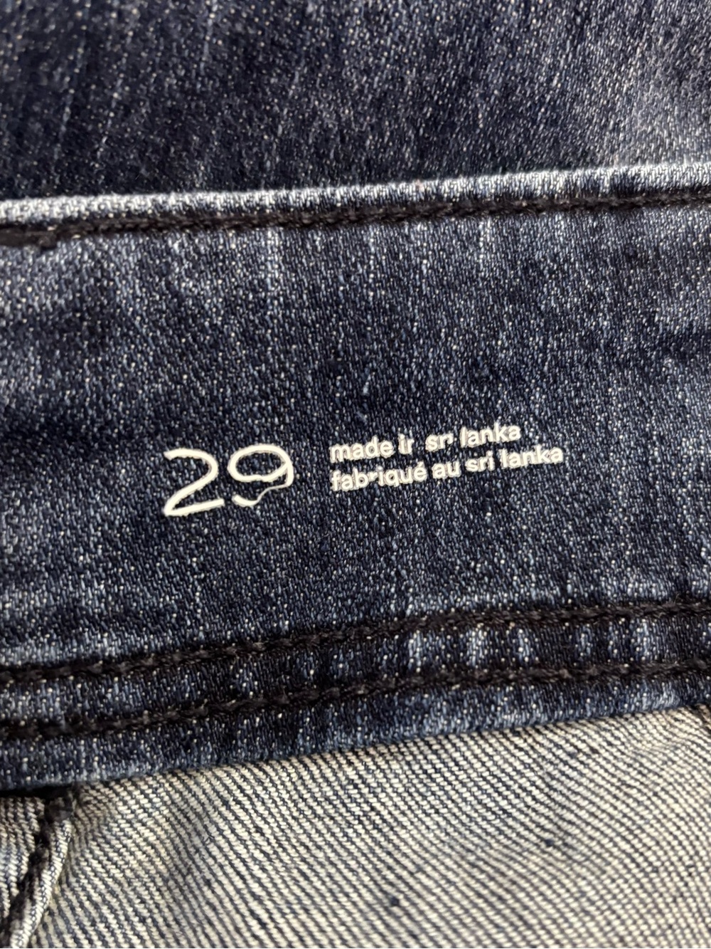 Pilcro Jeans. Size 29 - Picture 6 of 7